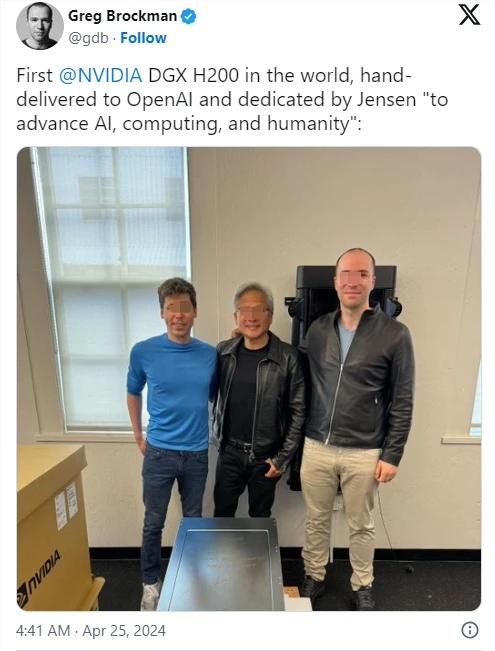 Nvidia CEO 黄仁勋亲自向 OpenAI 交付第一台 DGX H200
